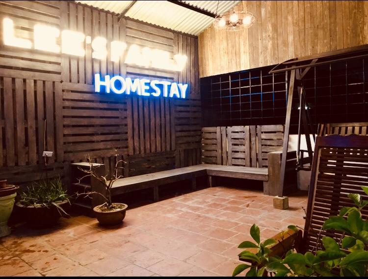 Lee'S Family Homestay Ханой Екстериор снимка